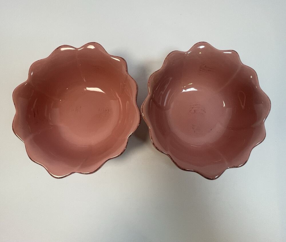 Set Of 2 Pink Vintage Victorian Rose Gibson Bowls With Ruffled Edge 7” Diameter